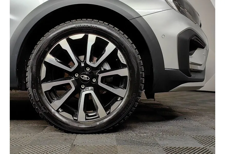 ВАЗ (Lada) Vesta 1.8 AMT (122 л.с.) Серый в АВИЛОН. Слайд №9