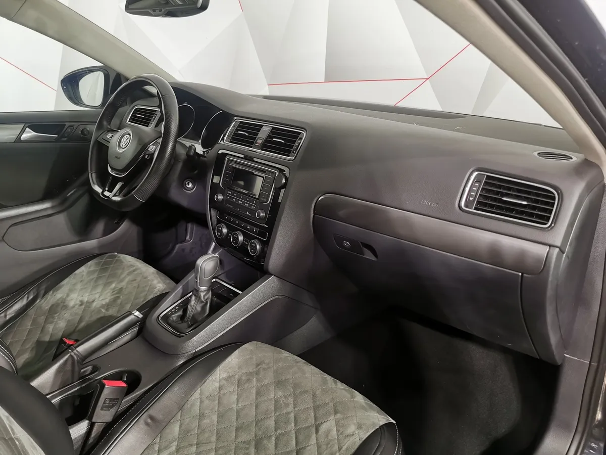 Volkswagen Jetta 1.4 TSI DSG (150 л.с.) Comfortline Черный в АВИЛОН. Слайд №12
