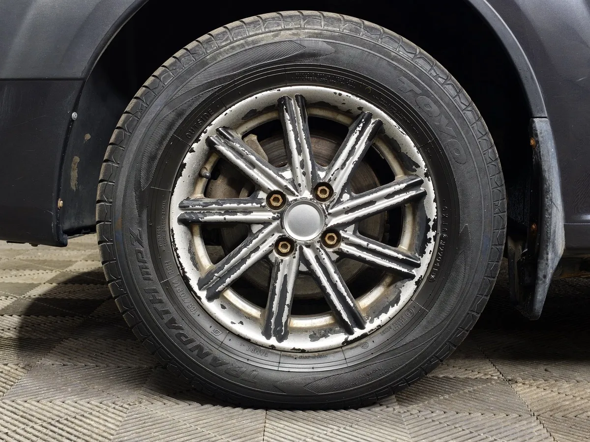 Renault Logan 1.6 MT (87 л.с.) Серый в АВИЛОН. Слайд №9