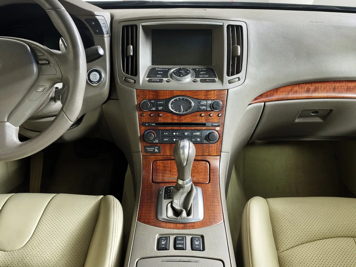Infiniti G-Series G35 AT AWD (315 л.с.) Sport Черный в АВИЛОН. Слайд №15