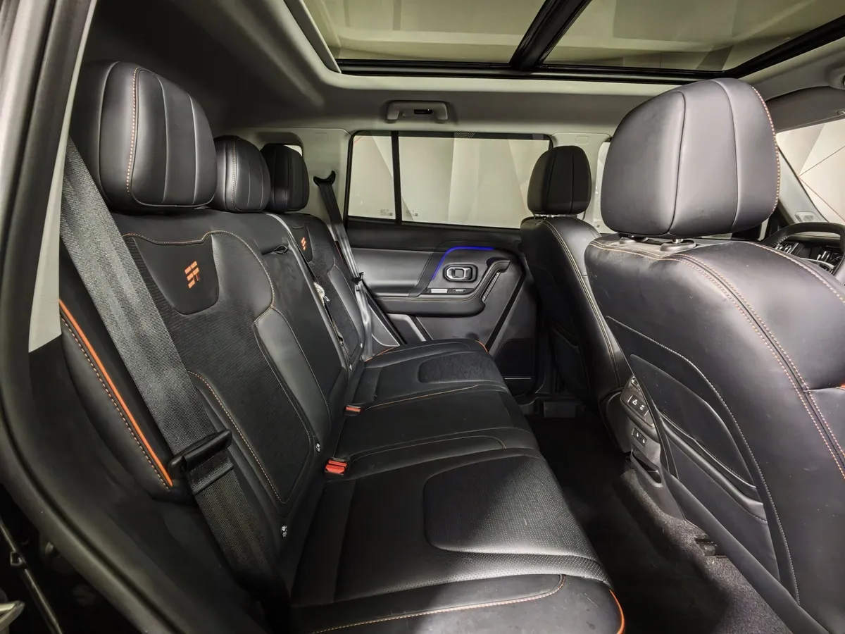 JETOUR T1 2.0T AT 4WD (245 л.с.) Luxury Черный в АВИЛОН. Слайд №16
