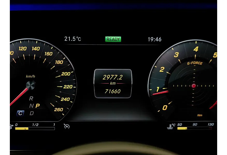 Mercedes-Benz CLS 350 AT 4Matic (299 л.с.) Sport Белый в АВИЛОН. Слайд №18