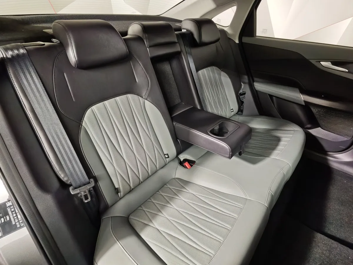 Changan Lamore 1.5T 7DCT 2WD (180 л.с.) Tech Серый в АВИЛОН. Слайд №17