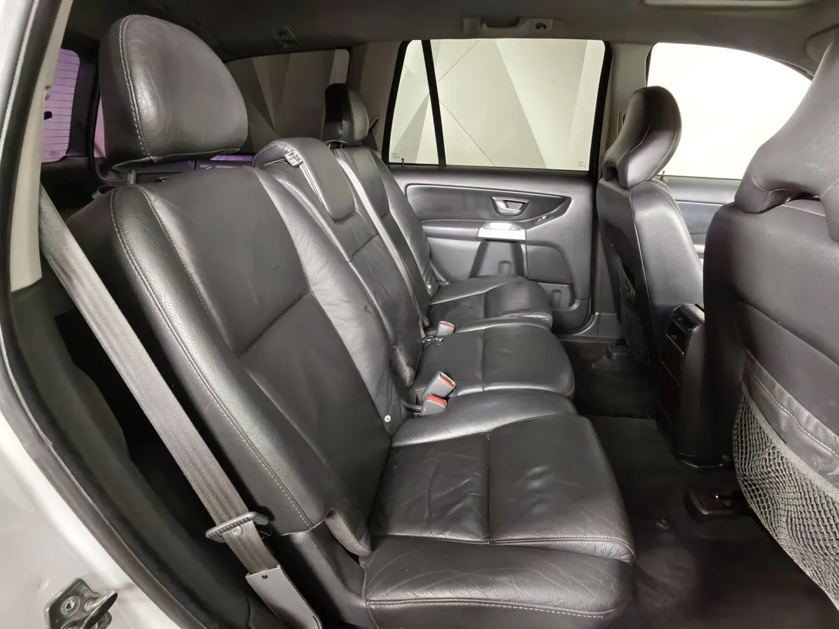 Volvo XC90 2.9 T6 Turbo Geartronic AWD (7 мест) (272 л.с.) Серебристый в АВИЛОН. Слайд №14