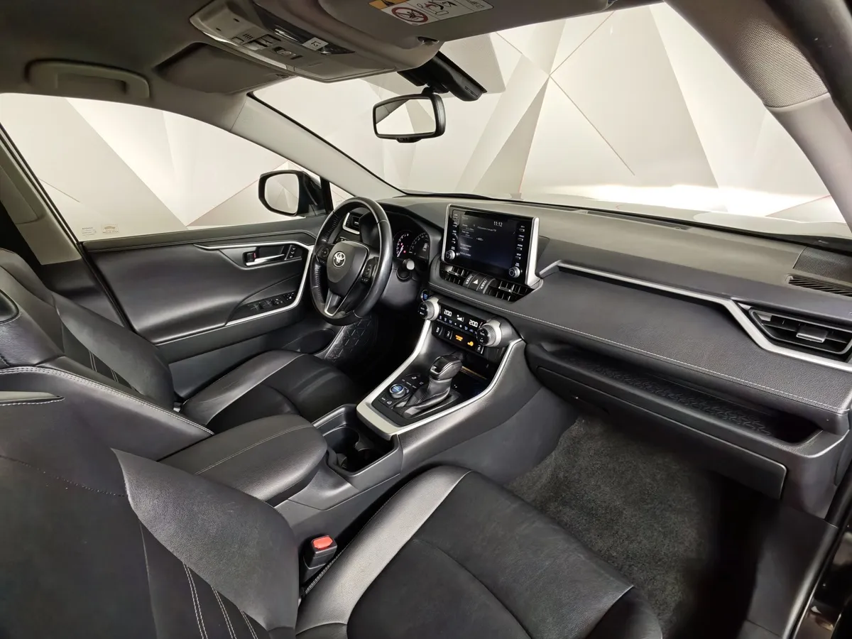 Toyota RAV4 2.0i CVT AWD (149 л.с.) Люкс Черный в АВИЛОН. Слайд №13