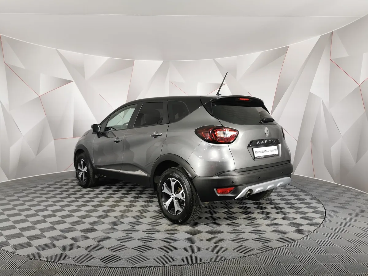 Renault Kaptur 1.6 X-tronic (114 л.с.) Life Серый в АВИЛОН. Слайд №4