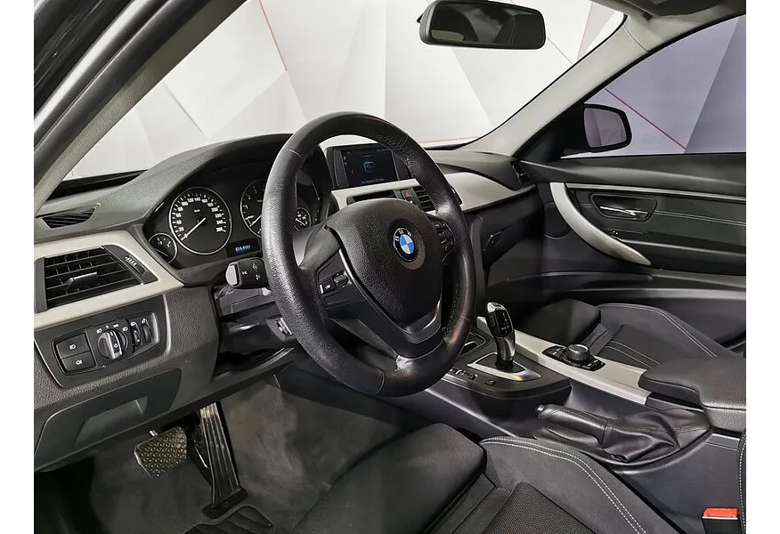 BMW 3 серия 318i AT (136 л.с.) Черный в АВИЛОН. Слайд №12