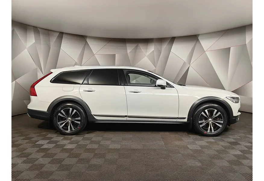 АВИЛОН - Volvo V90 Cross Country 2.0 D4 AT AWD (190 л.с.) Plus Белый - slide 3
