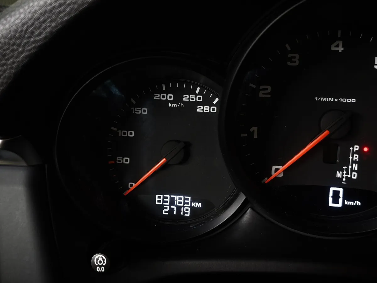 Porsche Macan 2.0 PDK AWD (252 л.с.) Серебристый в АВИЛОН. Слайд №18