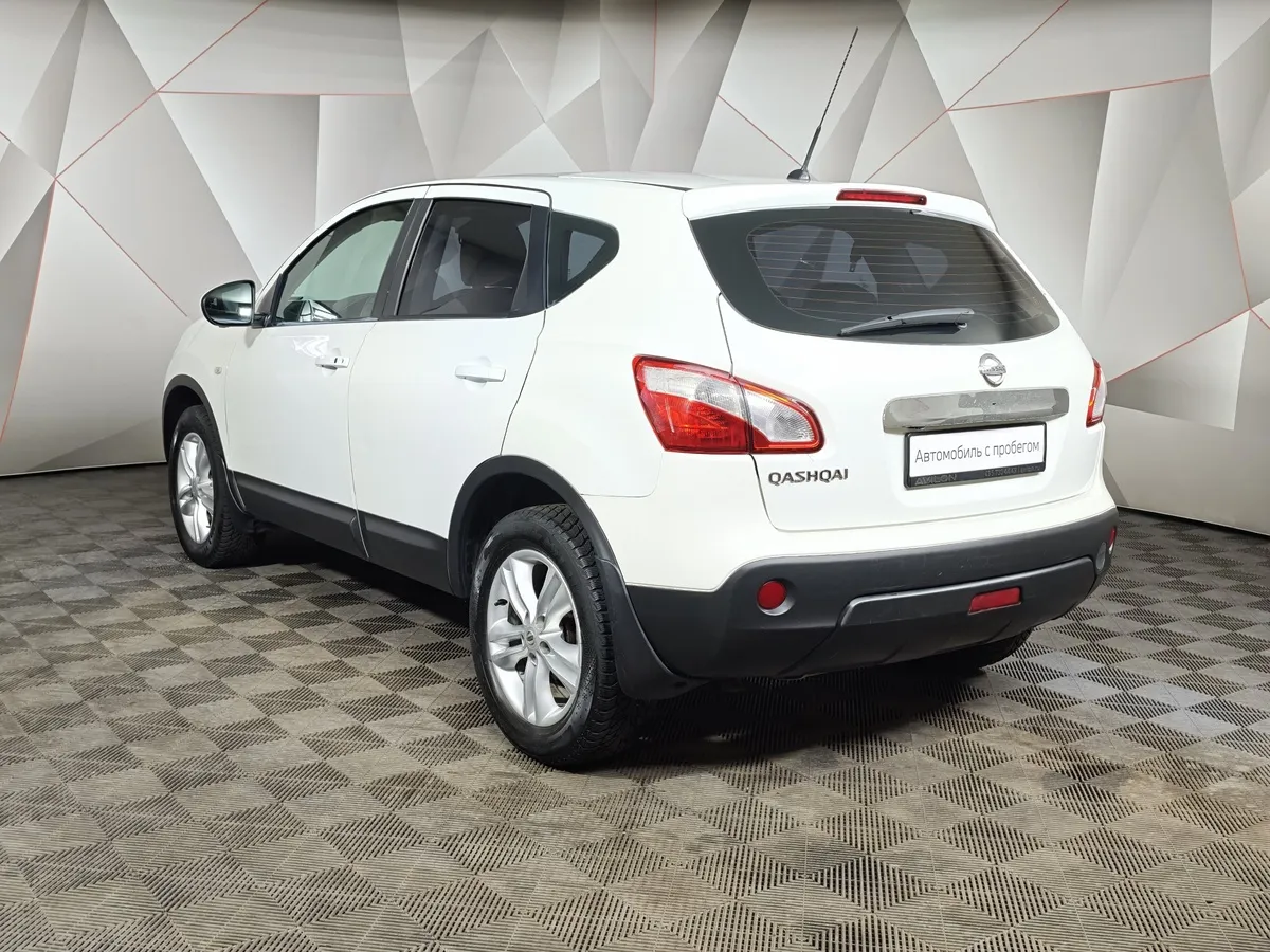 Nissan Qashqai 2.0 CVT AWD (141 л.с.) Белый в АВИЛОН. Слайд №4