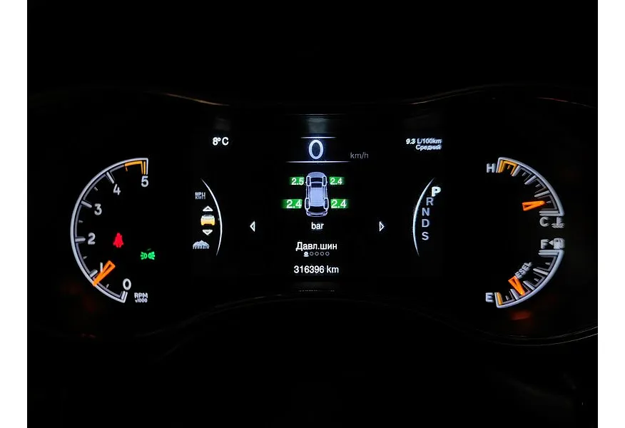 Jeep Grand Cherokee 3.0 TD AT (241 л.с.) Overland Черный в АВИЛОН. Слайд №16