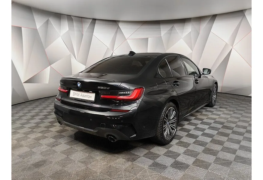 BMW 3 серия 320d xDrive (190 л.с.) M Sport Pro Черный в АВИЛОН. Слайд №2