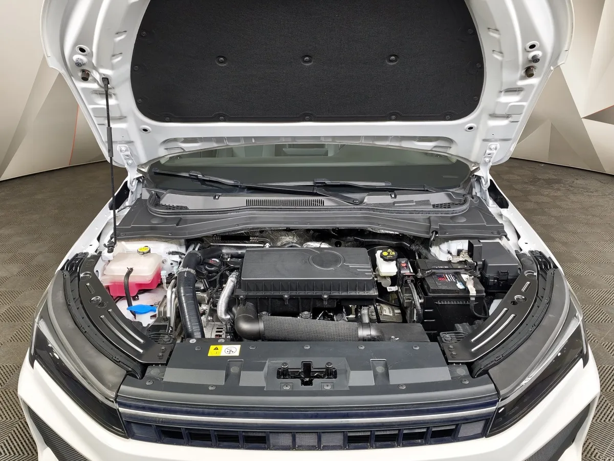 Москвич 6 1.5T CVT 2WD (136 л.с.) Business Белый в АВИЛОН. Слайд №10