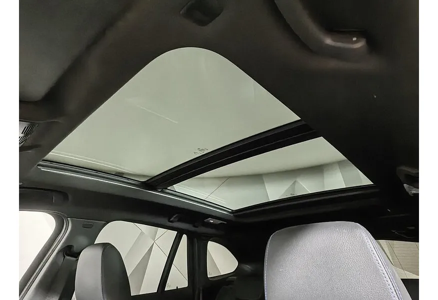 BMW X1 18d xDrive (150 л.с.) M Sport Серый в АВИЛОН. Слайд №17