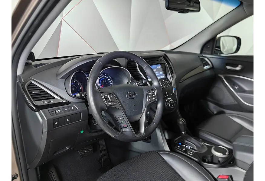 Hyundai Santa Fe 2.4 AT 4WD (175 л.с.) Sport Золотой в АВИЛОН. Слайд №19