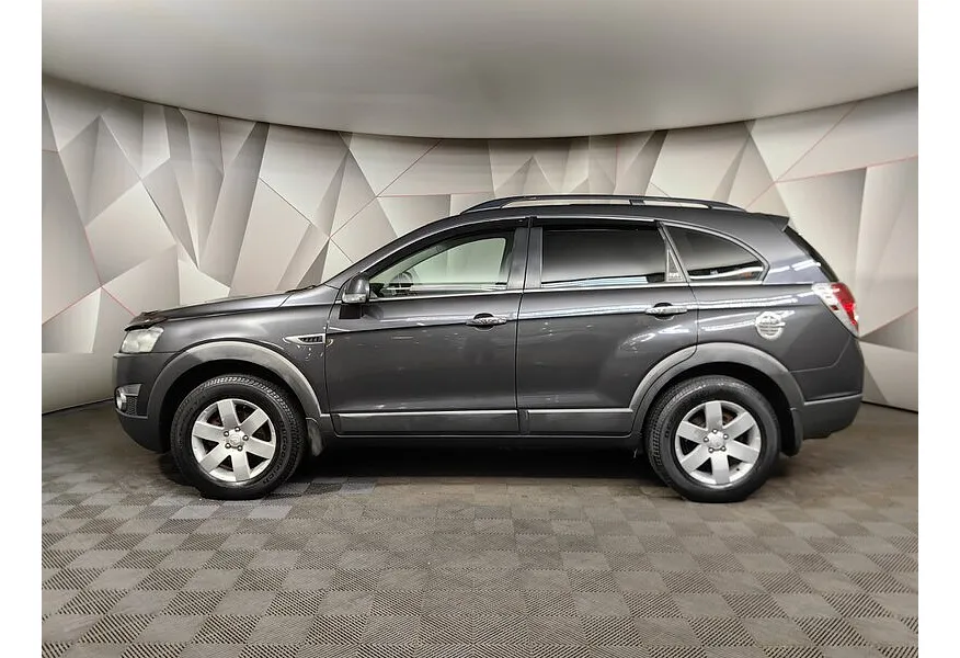 Chevrolet Captiva 2.4 AT (5 мест) (167 л.с.) LT Серый в АВИЛОН. Слайд №3