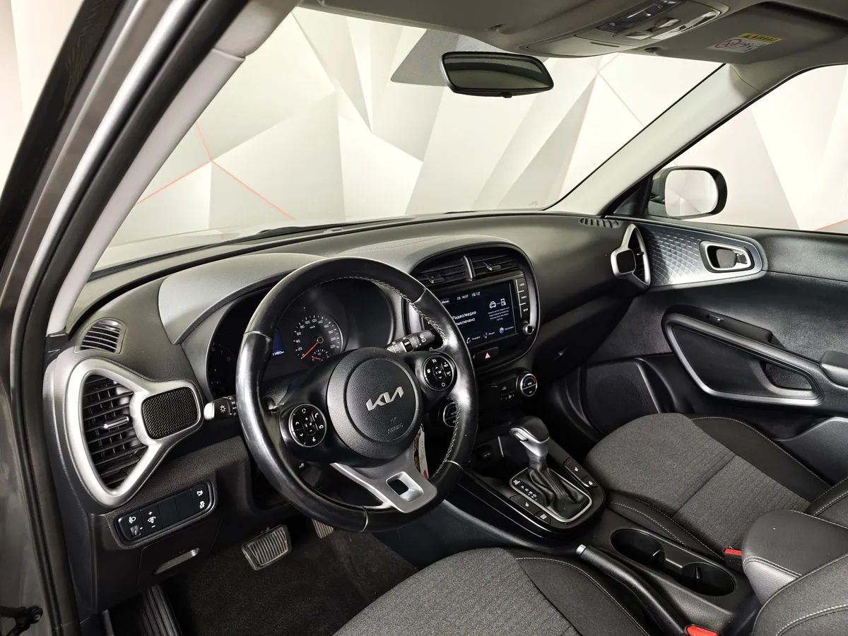 Kia Soul 1.6 MPI AT (123 л.с.) Luxe Серый в АВИЛОН. Слайд №19