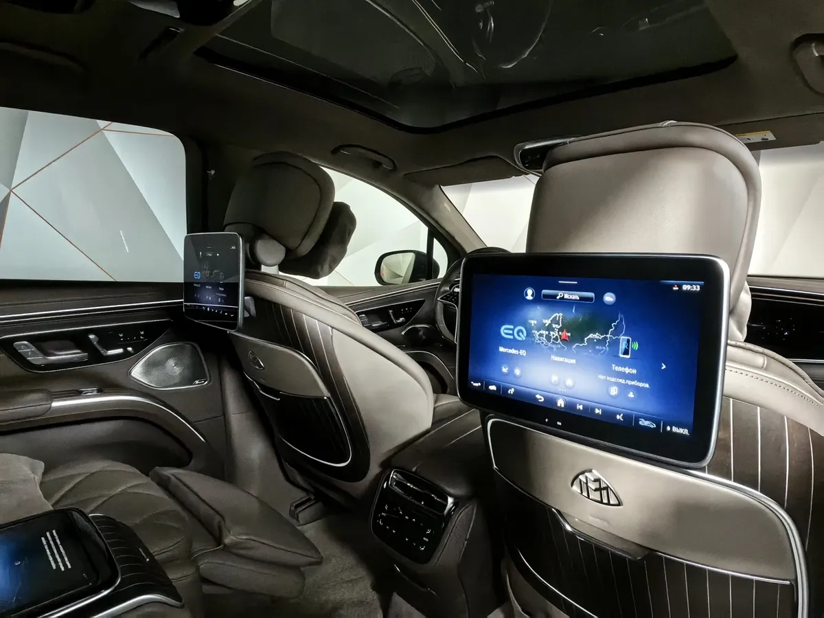 Mercedes-Benz Maybach EQS SUV 680 AT AWD (251 л.с.) Черный в АВИЛОН. Слайд №24