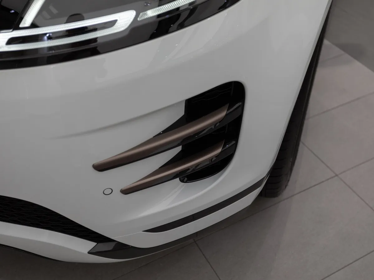 Land Rover Range Rover Evoque 2.0 AT 4WD (249 л.с.) Driving Light Glory Белый в АВИЛОН. Слайд №17