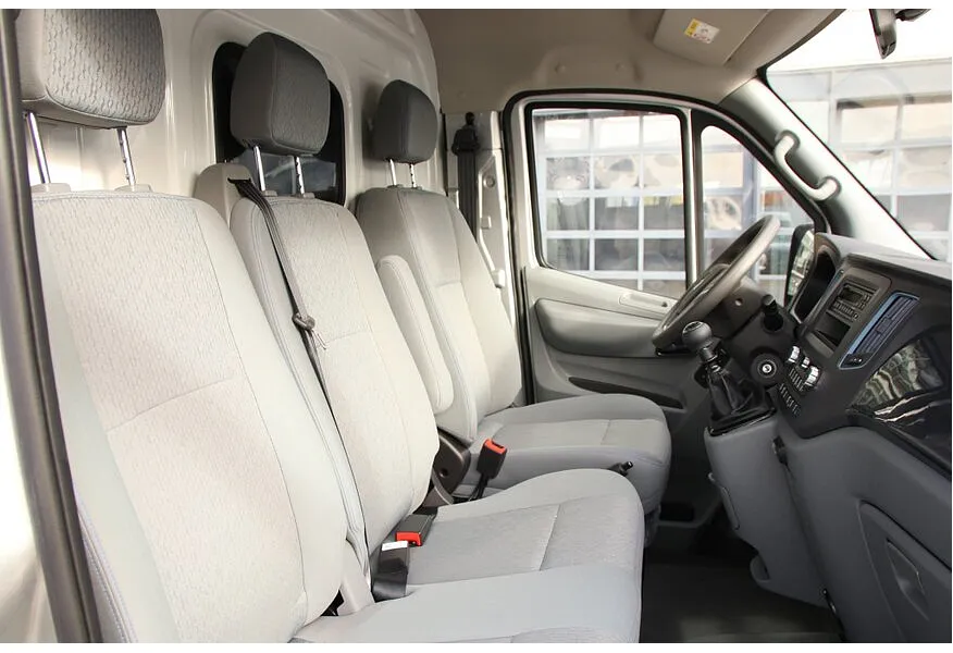 LIVE. Слайд №6