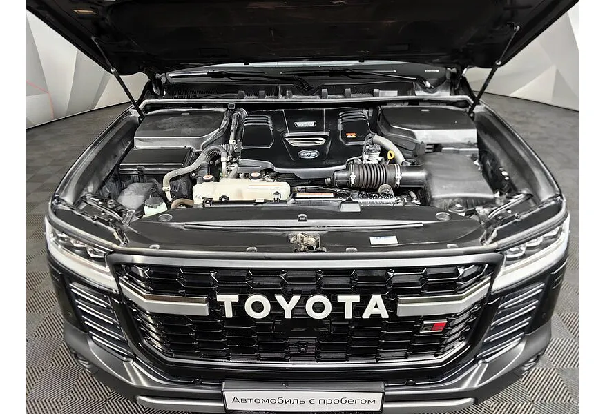 Toyota Land Cruiser 3.4 V6 AT 4WD (299 л.с.) 70th Anniversary Черный в АВИЛОН. Слайд №18