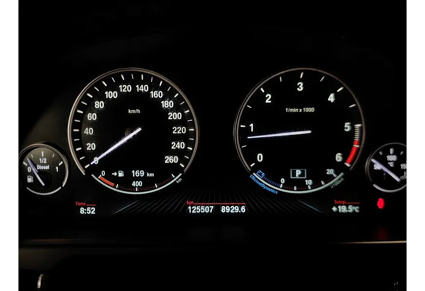 BMW X6 xDrive30d Steptroniс (249 л.с.) Base (Локальная сборка) Черный в АВИЛОН. Слайд №15