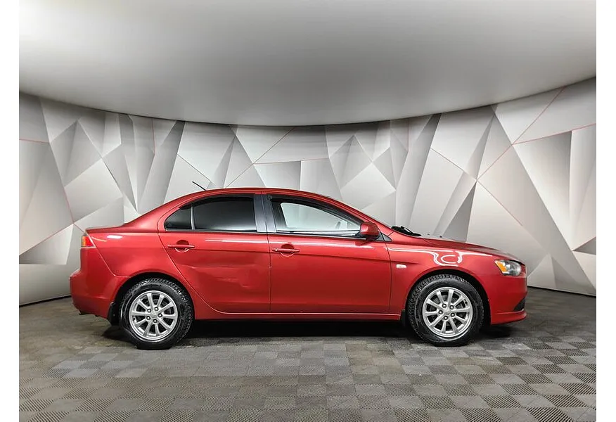 Mitsubishi Lancer 1.6 AT (117 л.с.) Красный в АВИЛОН. Слайд №6