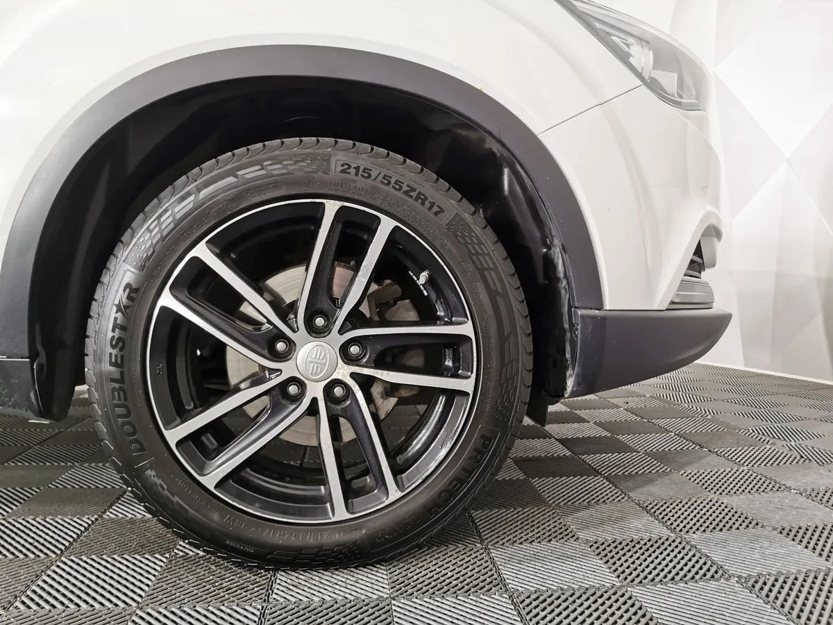 FAW Besturn X40 1.6 AT (108 л.с.) Luxury Белый в АВИЛОН. Слайд №9