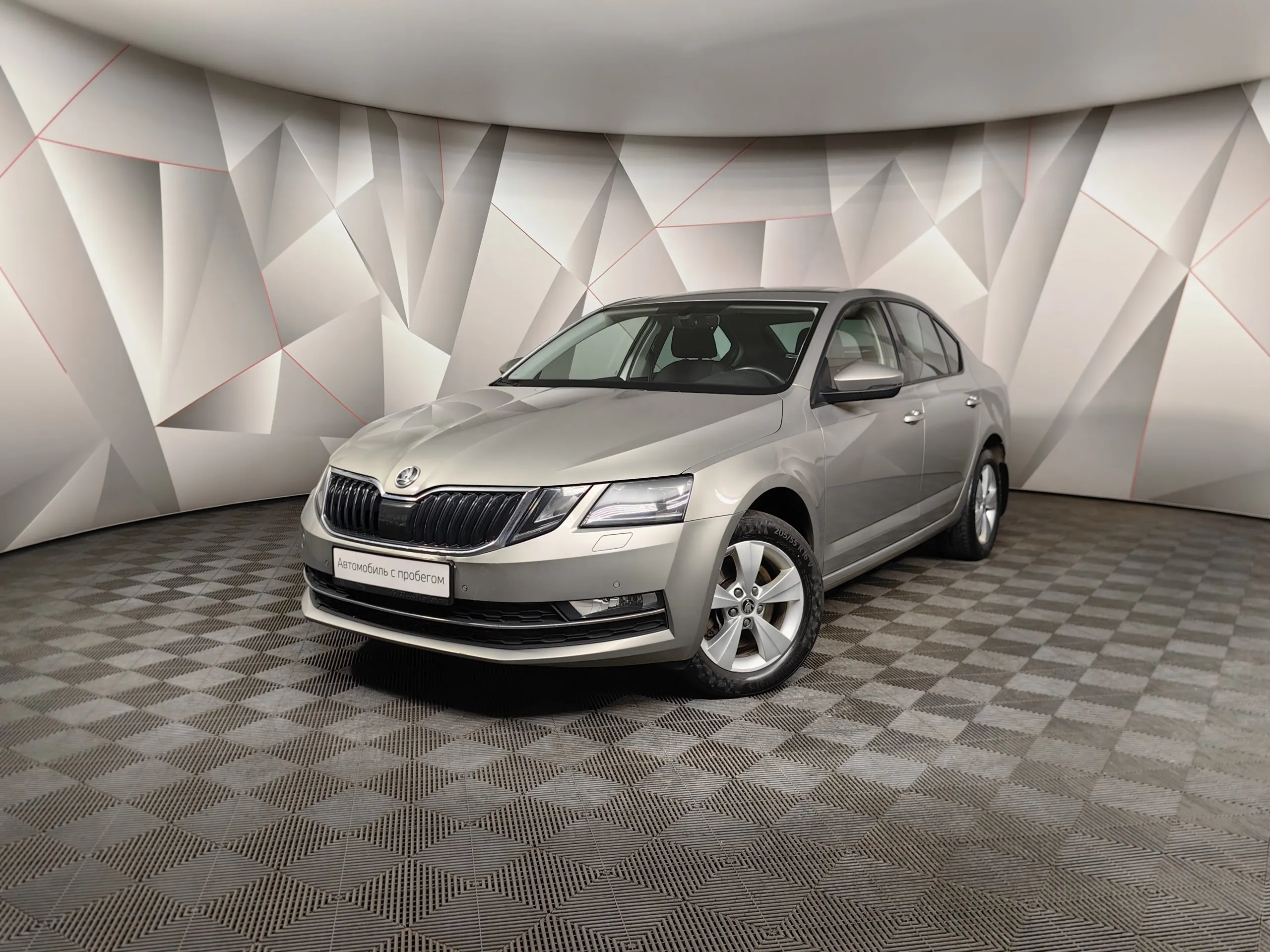 Skoda Octavia 1.8 TSI DSG (180 л.с.) Коричневый в Москве № ТИ-UY40929.  Купить Skoda Octavia III Робот Бензиновый с пробегом 103015 км. Цена 2199000