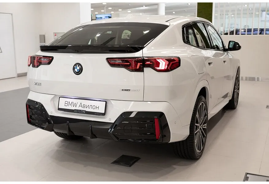 BMW X2 20i xDrive AT (192 л.с.) Серый в АВИЛОН. Слайд №7