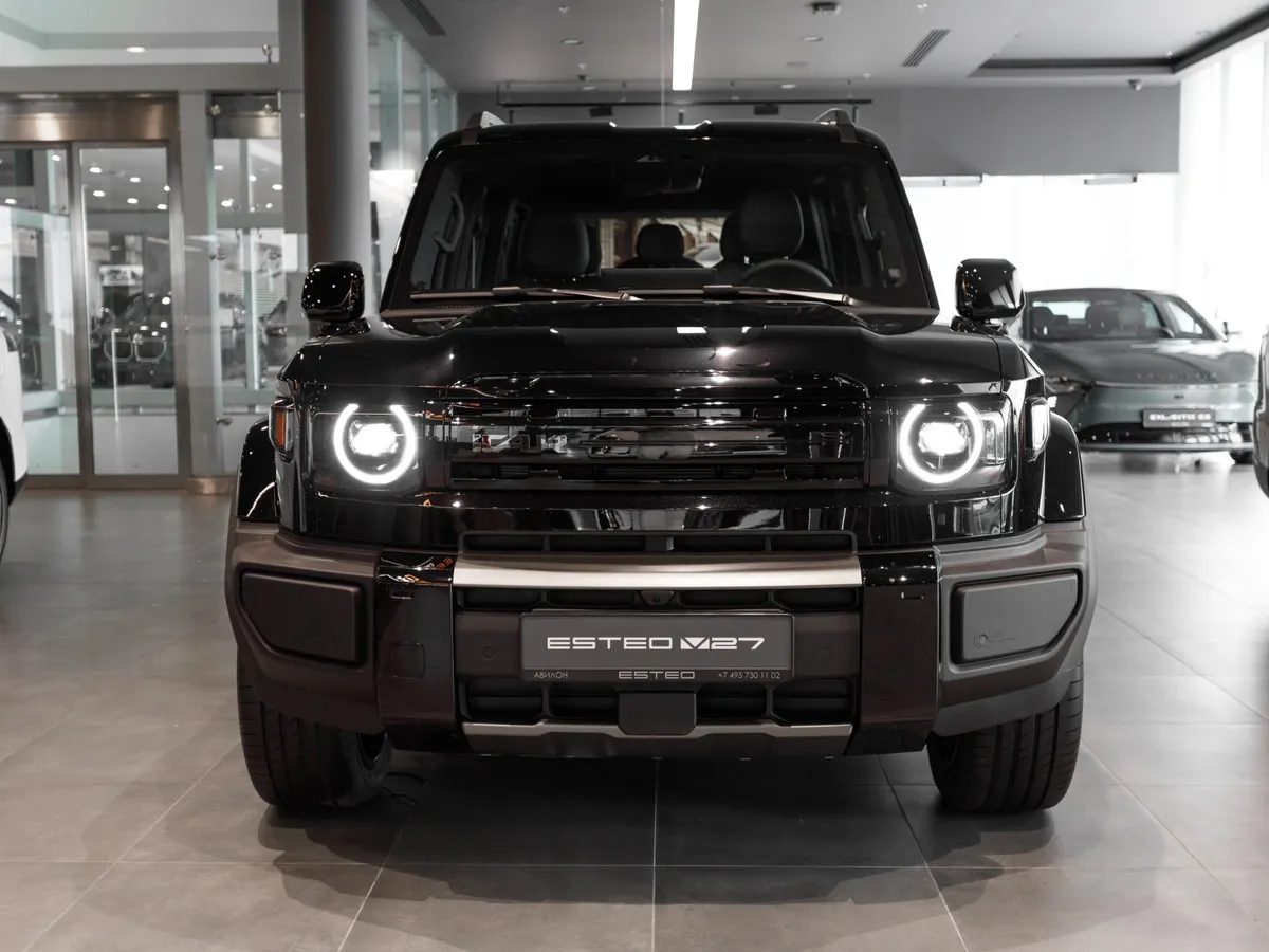 ESTEO V27 1.5h REEV AT 4WD (456 л.с.) Премиум Черный в АВИЛОН. Слайд №3