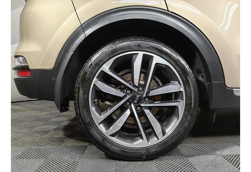 Kia Sportage 2.4 AT 4WD (184 л.с.) Premium Коричневый в АВИЛОН. Слайд №19