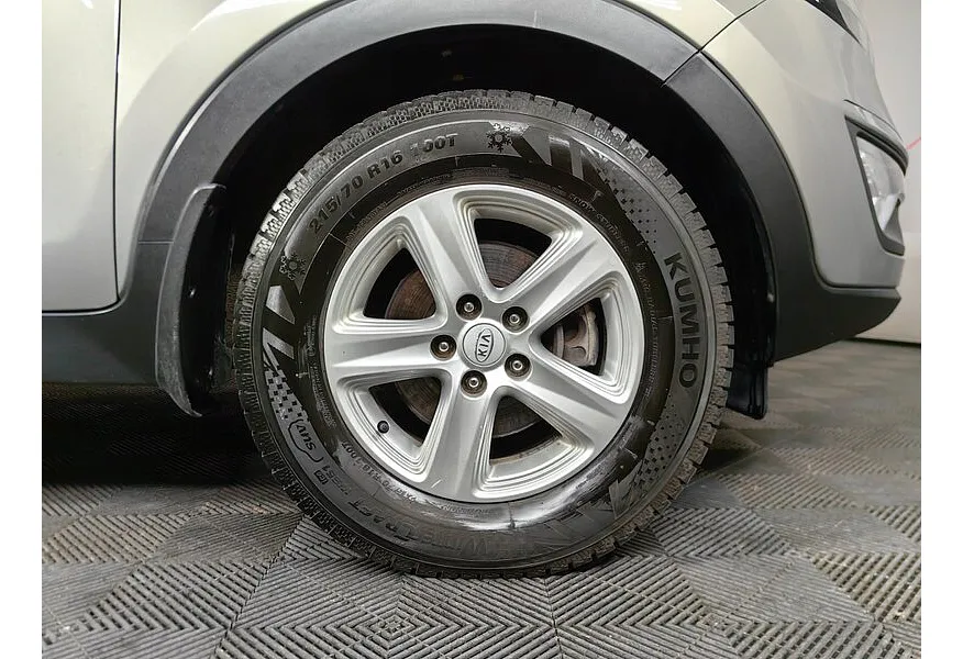 АВИЛОН - Kia Sportage 2.0 MT (150 л.с.) Серебристый - slide 17