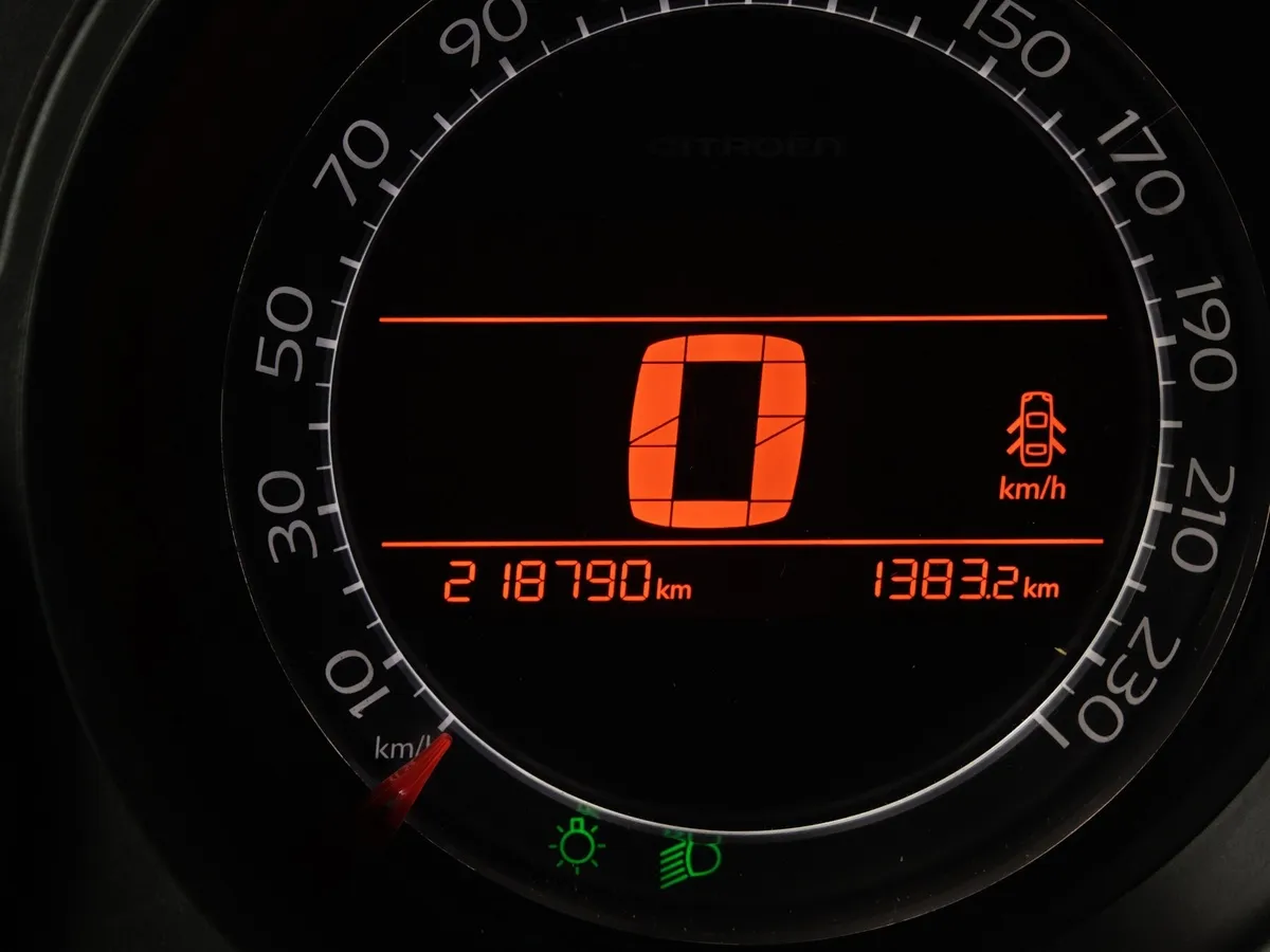 Citroen C4 1.6 VTi MT (120 л.с.) Черный в АВИЛОН. Слайд №18