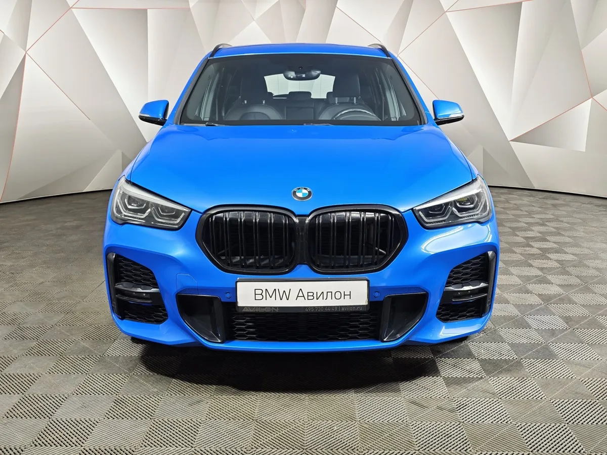 BMW X1 20i xDrive Steptronic AT (192 л.с.) Синий в АВИЛОН. Слайд №3