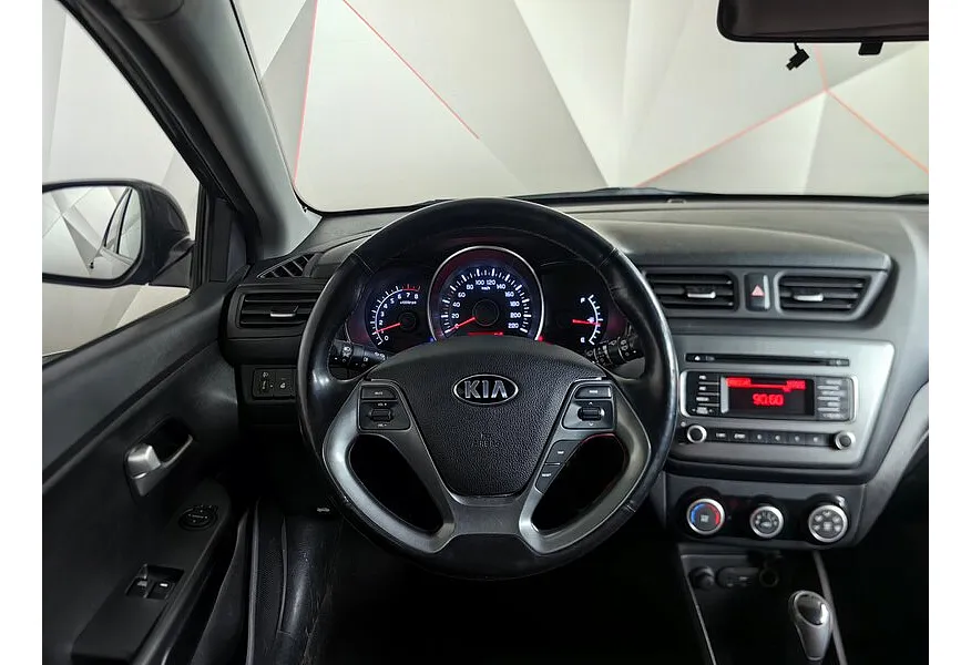 Kia Rio 1.4 AT (107 л.с.) Коричневый в АВИЛОН. Слайд №19