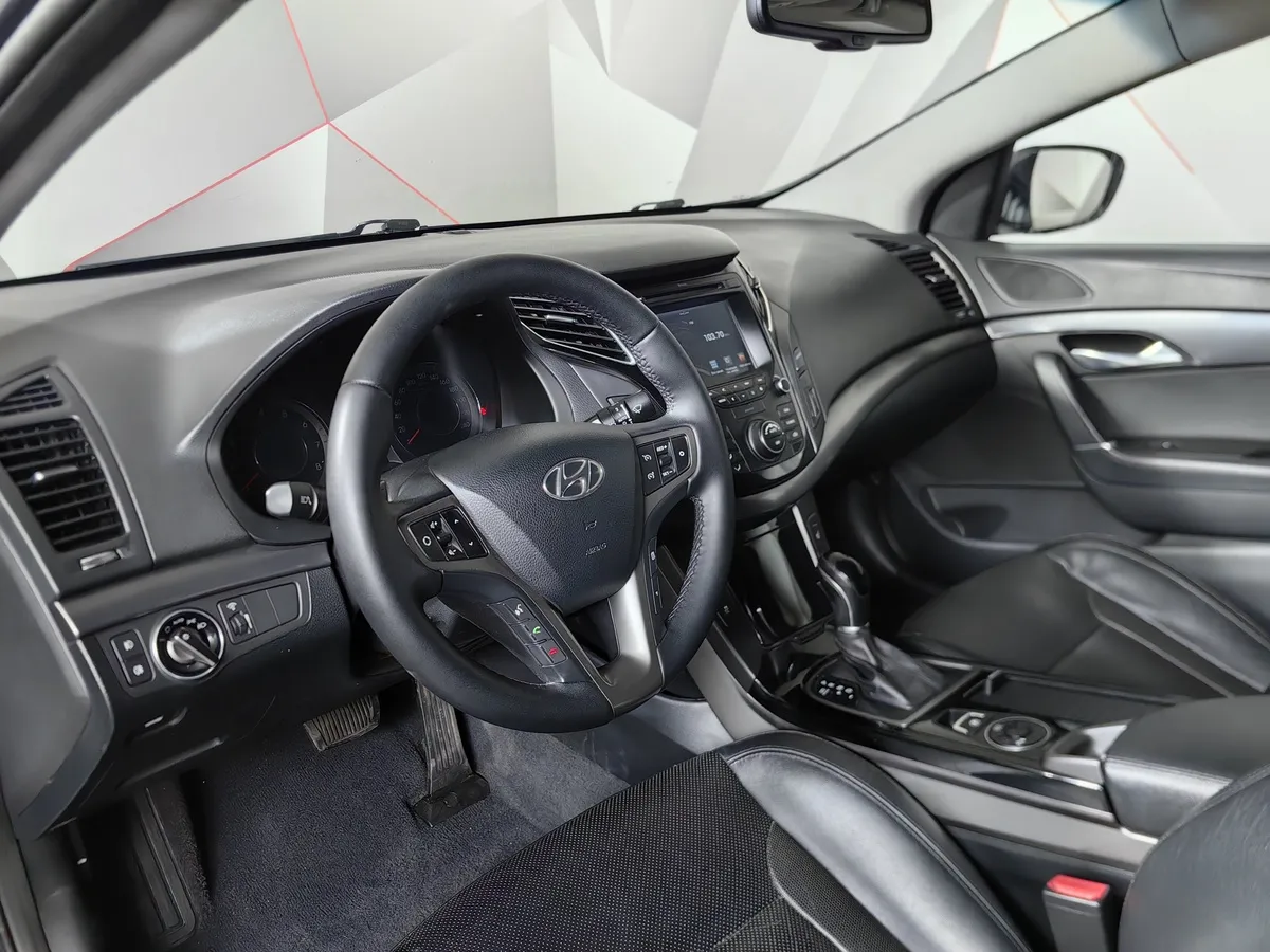 Hyundai i40 2.0 AT (150 л.с.) Business Синий в АВИЛОН. Слайд №18