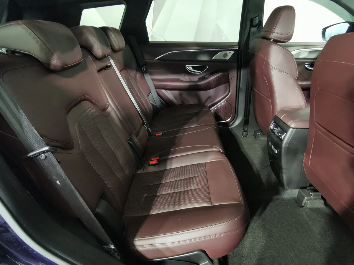 JETOUR X90 Plus 2.0T 7DCT 2WD (244 л.с.) Elite Синий в АВИЛОН. Слайд №15