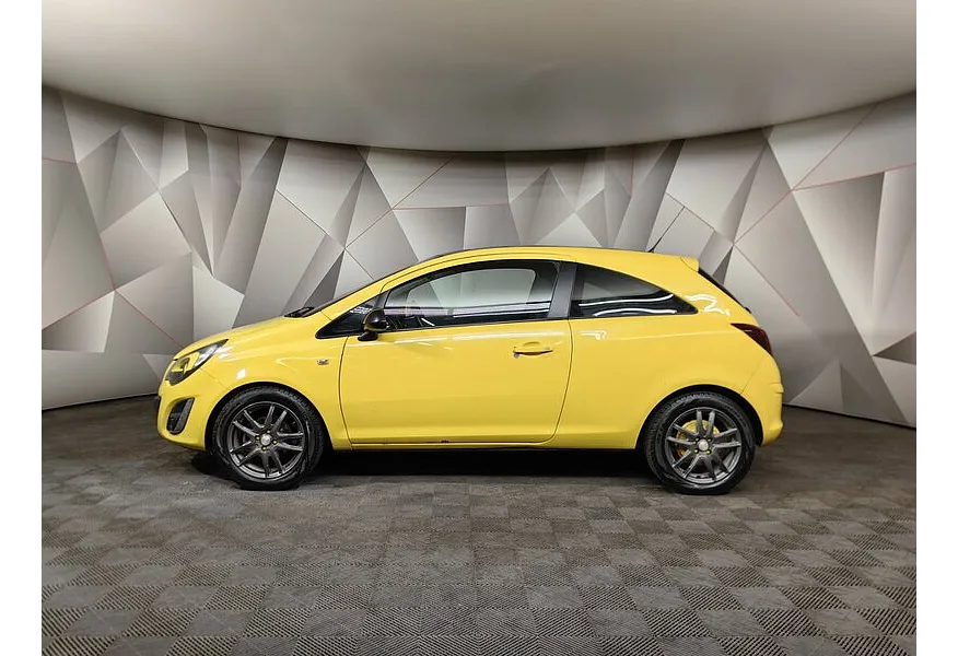 Opel Corsa 1.4 AT (90 л.с.) Желтый в АВИЛОН. Слайд №5