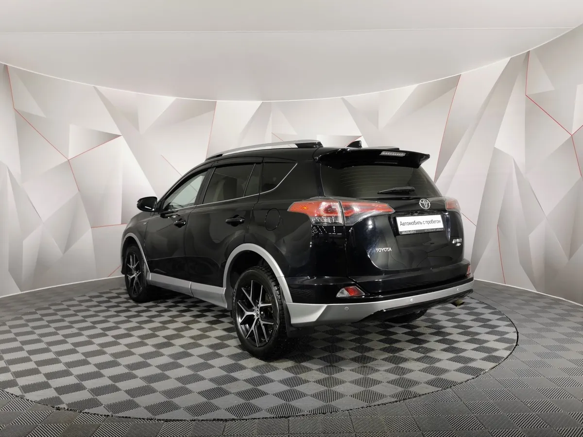 Toyota RAV4 2.0 CVT AWD (146 л.с.) Классик Черный в АВИЛОН. Слайд №4