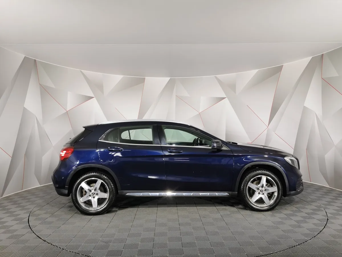 Mercedes-Benz GLA 250 7G-DCT 4MATIC (211 л.с.) Особая серия Синий в АВИЛОН. Слайд №6