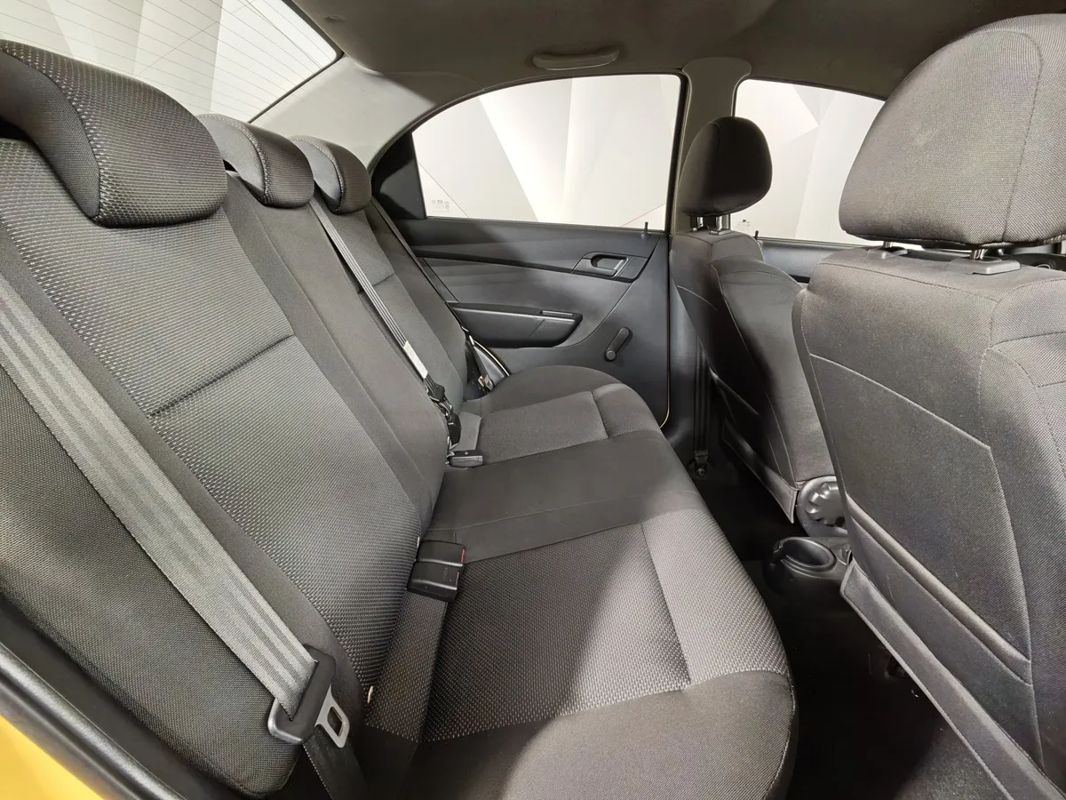 Chevrolet Aveo 1.2 MT (84 л.с.) Желтый в АВИЛОН. Слайд №15