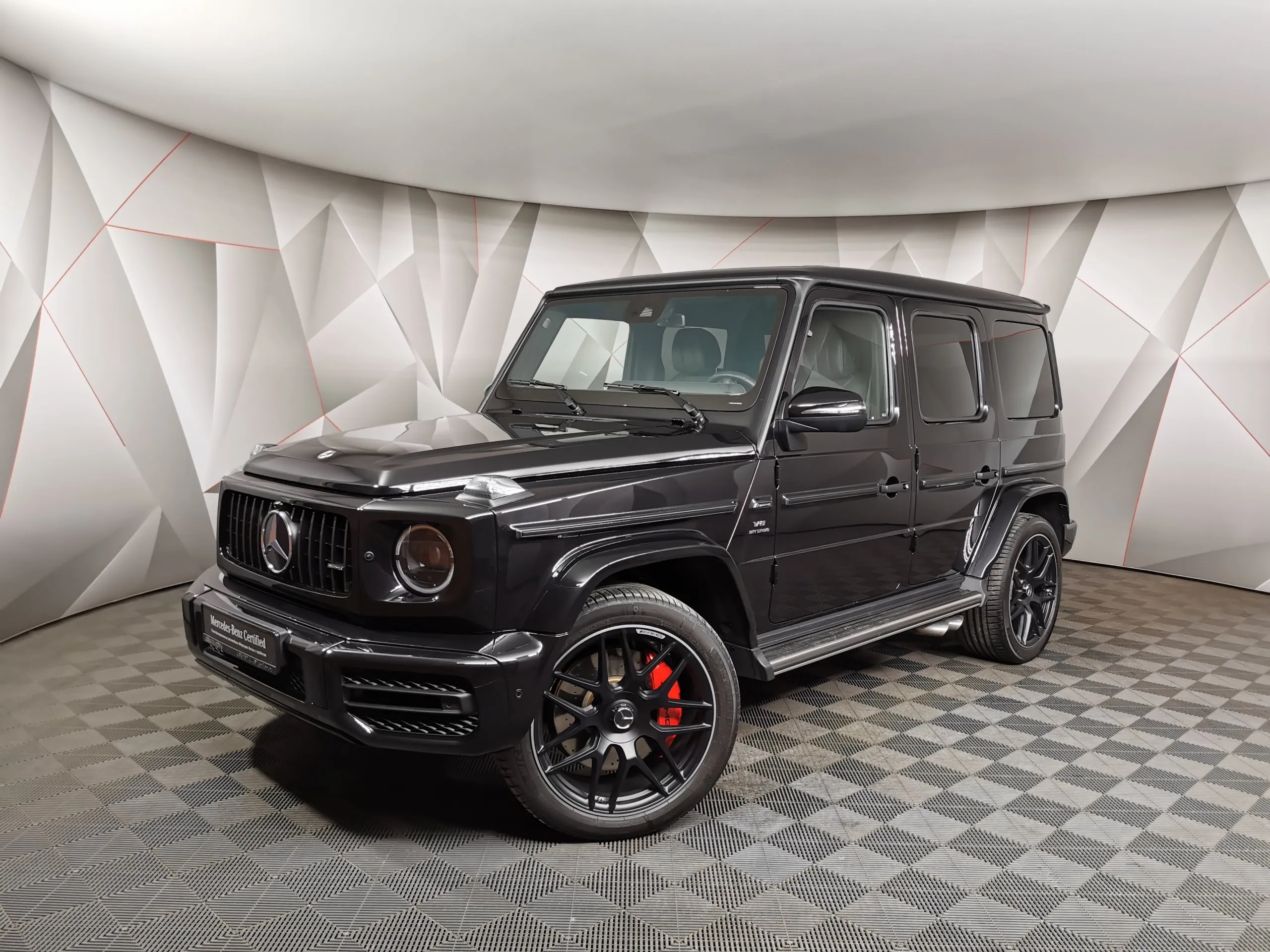 Mercedes-Benz G-Класс G 63 AMG Speedshift 4Matic (585 л.с.) Черный в Москве  № ТИ-UY40536. Купить Mercedes-Benz G-Класс I (W463) 4-й Рестайлинг Автомат  Бензиновый с пробегом 7870 км. Цена 33925000