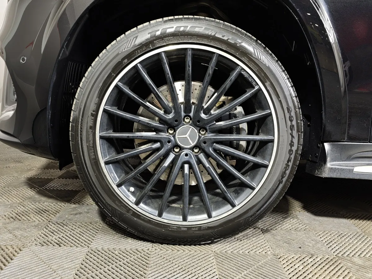 Mercedes-Benz GLS 400 4MATIC 9G-TRONIC (333 л.с.) Особая серия Черный в АВИЛОН. Слайд №9