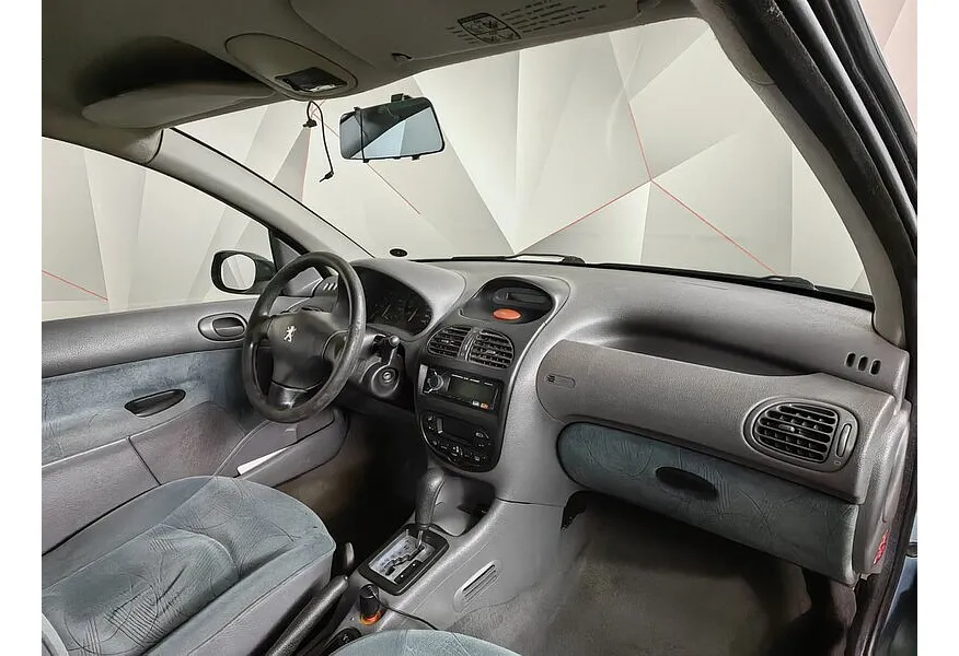 Peugeot 206 1.4 AT (75 л.с.) Зеленый в АВИЛОН. Слайд №10