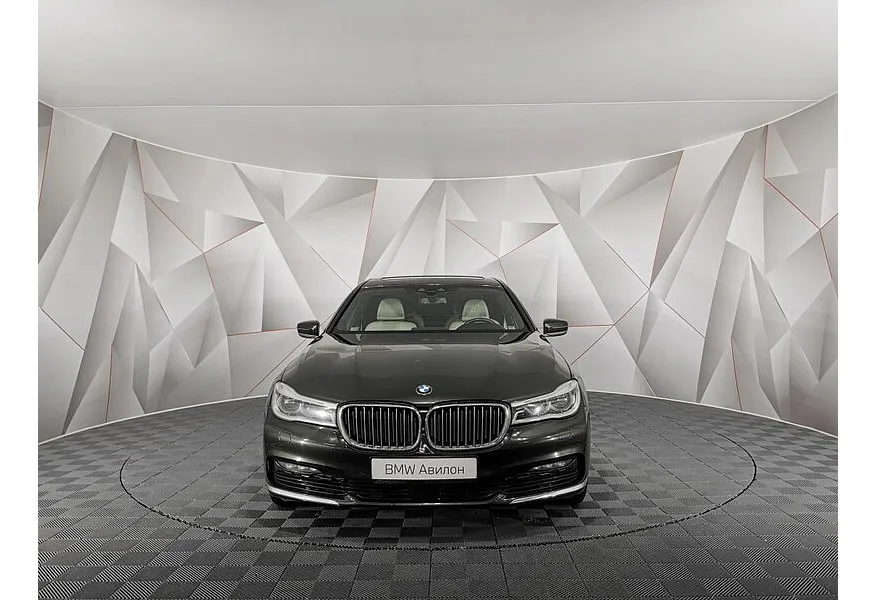 BMW 7 серия 730Ld xDrive AT (265 л.с.) Коричневый в АВИЛОН. Слайд №3