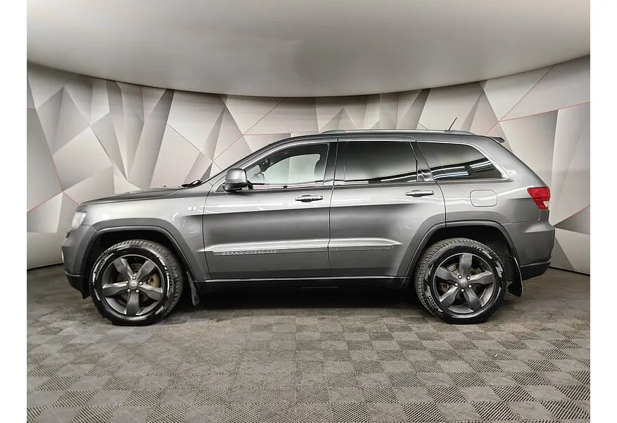 Jeep Grand Cherokee 3.6 AT AWD (286 л.с.) Серый в АВИЛОН. Слайд №5