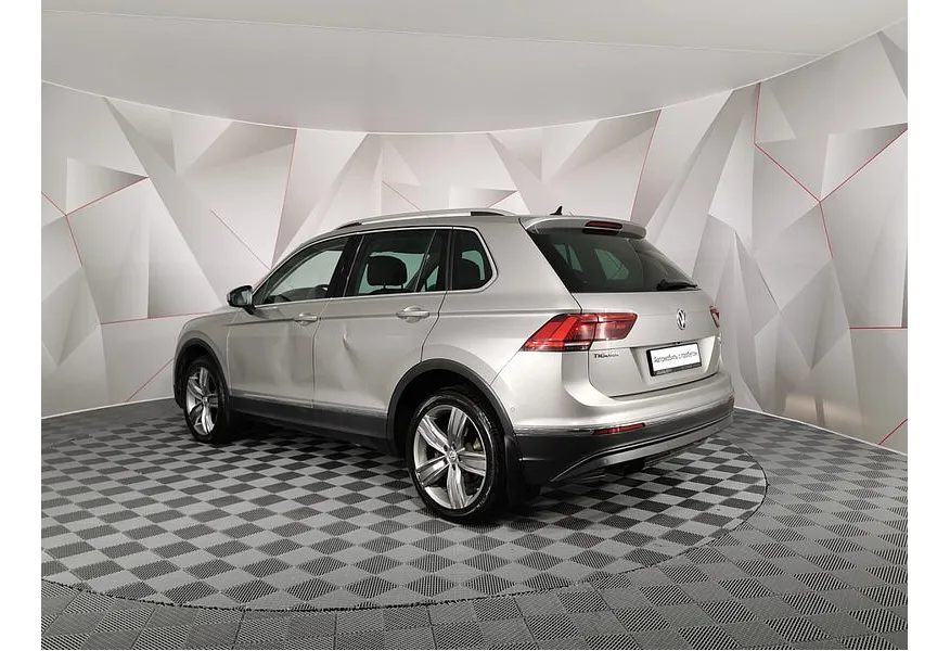 Volkswagen Tiguan 2.0 TSI 4Motion DSG (180 л.с.) Highline Серебристый в АВИЛОН. Слайд №7