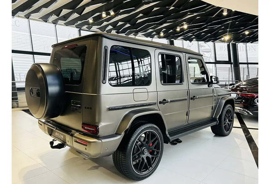 LIVE. Слайд №4