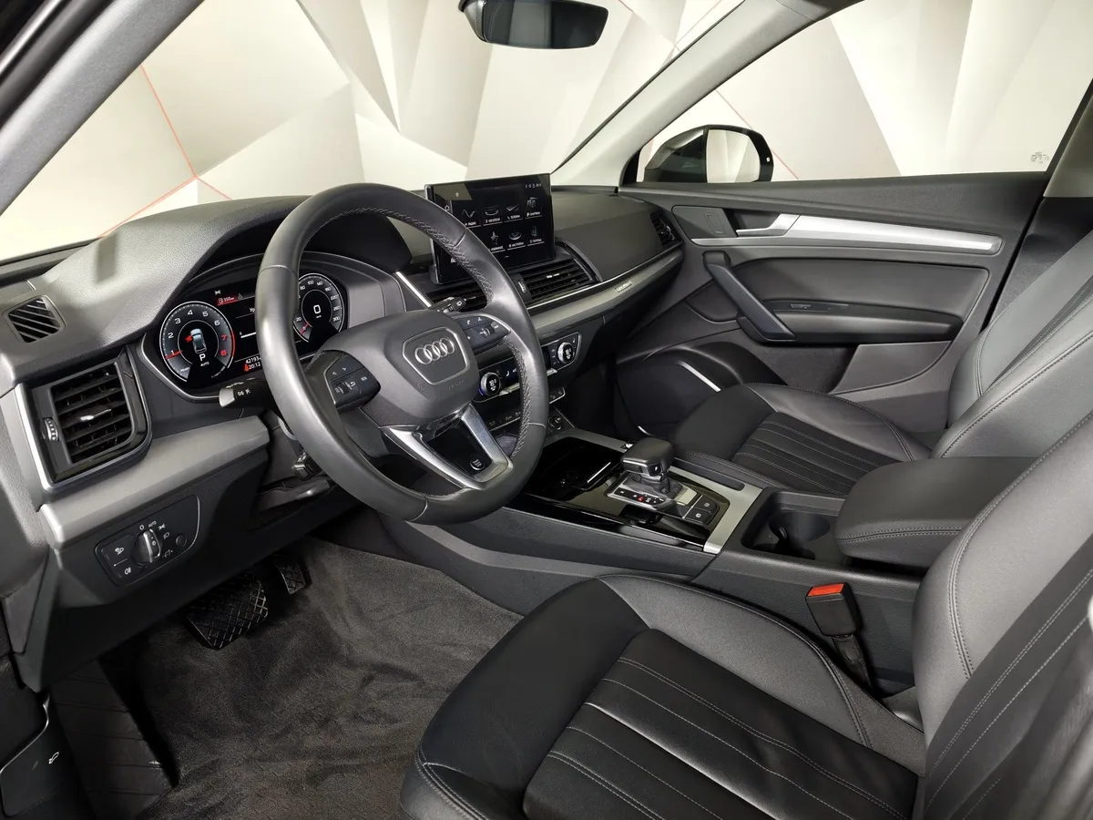 Audi Q5 2.0 TFSI S tronic quattro (249 л.с.) Черный в АВИЛОН. Слайд №18
